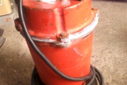 ปั้มไดโวลดูดน้ำของญี่ปุ่นครับ เป็นของญี่ปุ่นครับสภาพสวยครับพร้อมใช้งานขนาดท่อ  2 นิ้วครับแรงครับรุ่นนี้ราคานี้คุ้มครับเบิกใหม่ หกพันกว่าครับ