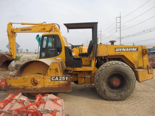 รถบด DYNAPAC CA251   คุณภาพเยี่ยม เก่านอก