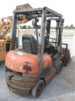 โฟคคลิฟ TOYOTA  1.5 ตัน เสาสูง 3 เมตร เบนซิล งาพับได้ นอกแท้ๆ