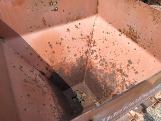 ขายลิปเปอร์ ฝังปุ๋ยอ้อย 4 ขา ใส่ 45-50 แรง  โทร 0872016577 ของอยุ่ตากฟ้า นครสวรรค์