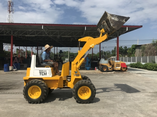 ขายรถตักTCMรุ่น808A-2นำเข้าญี่ปุ่นไม่เคยใช้งานในไทยเอวอ่อนเครื่องคูโบต้า4สูบ สภาพดีพร้อมใช้งาน 081-8