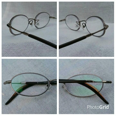 แว่นสายตาอเมริกันวงรีเล็กของ 'คาลวิน ไคลน์' ตัวแท้ ! กรอบราชสีห์เงิน ก้านขาโลหะหุ้มอะซีเทต เลนส์มัลติโค้ทคุณภาพสูง ค่าสายตา +175 Authentic CALVIN KLEIN handmade in USA แว่นสายตาอเมริกันวงรีเล็กของ 'คาลวิน ไคลน์' ตัวแท้ ! กรอบราชสีห์เงิน ก้านขาโลหะหุ้มอะซีเทต เลนส์มัลติโค้ทคุณภาพสูง ค่าสายตา +175 Authentic CALVIN KLEIN handmade in USA