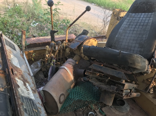 ขายซาก Cat 428B ไม่มีเครื่อง นอกนั้นอุปกรณ์ครบ ขายซาก Cat 428B ไม่มีเครื่อง นอกนั้นอุปกรณ์ครบ