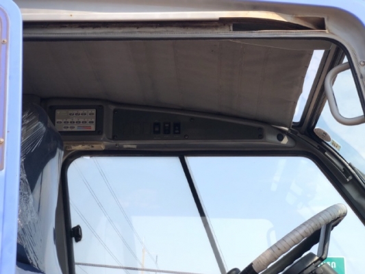 ขายรถเครน TADANO TR100M-1 (ขนาด 10 ตัน) ปี 1998 นำเข้าเองจากญี่ปุ่น สภาพสวยพร้อมใช้งาน มีVDOการทำงานครับ ขายรถเครน TADANO TR100M-1 (ขนาด 10 ตัน) ปี 1998 นำเข้าเองจากญี่ปุ่น สภาพสวยพร้อมใช้งาน มีVDOการทำงานครับ