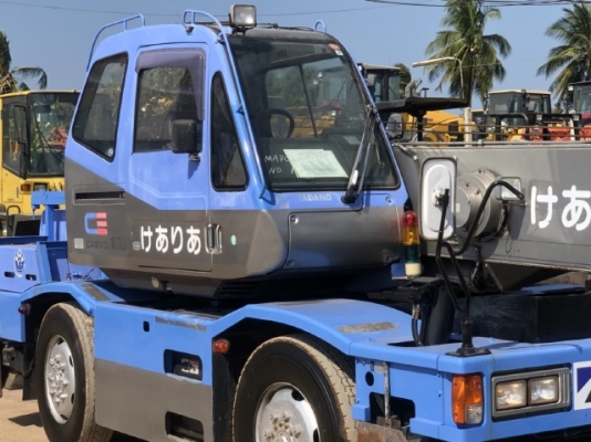 ขายรถเครน TADANO TR100M-1 (ขนาด 10 ตัน) ปี 1998 นำเข้าเองจากญี่ปุ่น สภาพสวยพร้อมใช้งาน มีVDOการทำงานครับ ขายรถเครน TADANO TR100M-1 (ขนาด 10 ตัน) ปี 1998 นำเข้าเองจากญี่ปุ่น สภาพสวยพร้อมใช้งาน มีVDOการทำงานครับ