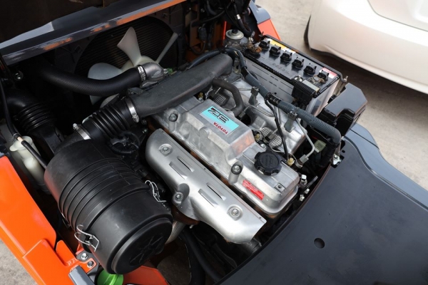 Toyota 8FD25 ขนาดยก2.5ตัน เสาสูง3เมตร เครื่องยนต์ดีเซล ไม่เคยใช้งานในไทย Toyota 8FD25 ขนาดยก2.5ตัน เสาสูง3เมตร เครื่องยนต์ดีเซล ไม่เคยใช้งานในไทย