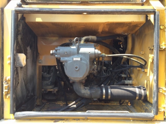 ขายรถปรับสภาพดิน KOMATSU BZ200-1 รถนอกนำเข้าจากญี่ปุ่น สภาพสวยพร้อมใช้