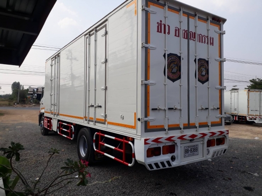 ขายวิคเตอร์ ปี 60 ยาว7.8ม. น้องๆป้ายแดง คับวิ่ง5หมื่นกิโล ขายวิคเตอร์ ปี 60 ยาว7.8ม. น้องๆป้ายแดง คับวิ่ง5หมื่นกิโล