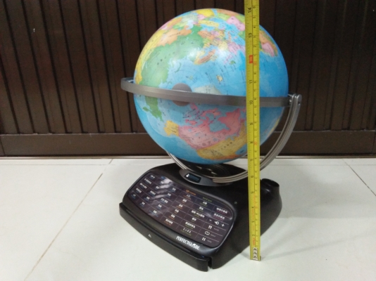 ลูกโลกตั้งโต๊ะ สองแกน ขนาดใหญ่ สภาพดี งานเก่าญี่ปุ่น เอาไปตั้งโชว์แต่งร้าน