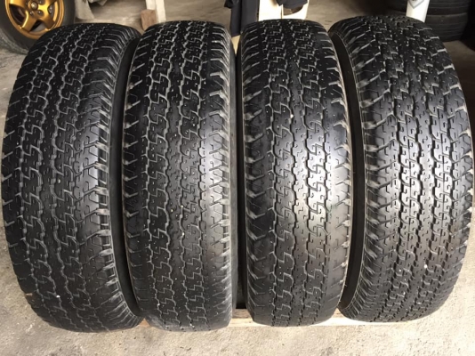 ล้อเดิม.นิสสัน Navara NP300+ยางบริสโตน205R16ปี3317 สนใจโทร.0879050181.ส่งได้ทั่วไทย