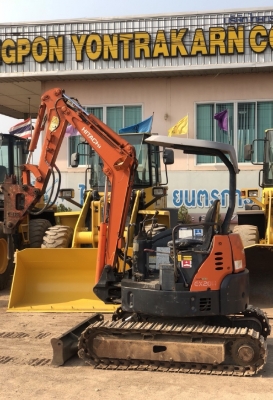ขายรถขุด HITACHI EX20U-3 หัวกระแทก NPK นำเข้าจากญี่ปุ่น สภาพสวยพร้อมใช้ มีVDOการทำงานครับ