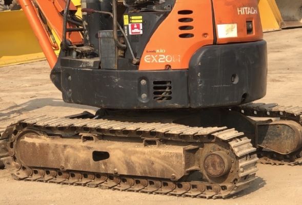 ขายรถขุด HITACHI EX20U-3 หัวกระแทก NPK นำเข้าจากญี่ปุ่น สภาพสวยพร้อมใช้ มีVDOการทำงานครับ