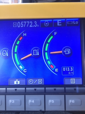 ขายดาวน์800,000 KOMATSU PC200-8MO ผ่อนต่ออีก16งวดๆละ87,300 ยังอยู่ในการดูแลของบริษํท7,000ชม.รถทำงาน5,800ชม.ขายสด2,000,000 คอมนอก20,000