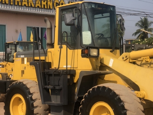 ขายรถตักล้อยาง KOMATSU WA300-3E นำเข้าเองจากญี่ปุ่น สภาพสวยพร้อมใช้ มีVDOการทำงานครับ