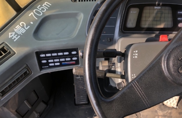 ขายรถตักล้อยาง KOMATSU WA300-3E นำเข้าเองจากญี่ปุ่น สภาพสวยพร้อมใช้ มีVDOการทำงานครับ