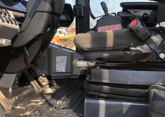 ขายรถตักล้อยาง KOMATSU WA320-7 ปี 2014 รถนอกนำเข้าเองจากญี่ปุ่น สภาพสวยพร้อมใช้ มีVDOการทำงานครับ