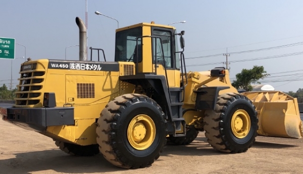 ขายรถตักล้อยาง KOMATSU WA450-3 รถนอกนำเข้าเองจากญี่ปุ่น สภาพสวยพร้อมใช้ มีVDOการทำงานครับ