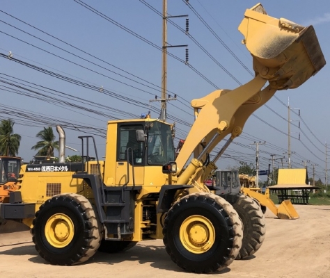 ขายรถตักล้อยาง KOMATSU WA450-3 รถนอกนำเข้าเองจากญี่ปุ่น สภาพสวยพร้อมใช้ มีVDOการทำงานครับ