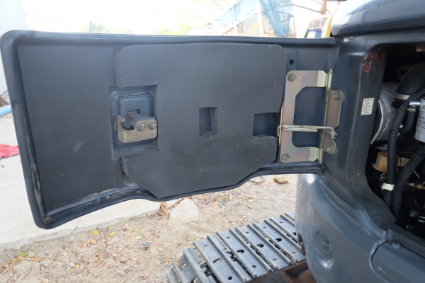 Komatsu pc30mr-2 ใชงาน830ชั่วโมงนำเข้าญี่ปุ่นยังไม่เคยใช้ในไทย 086-1602189