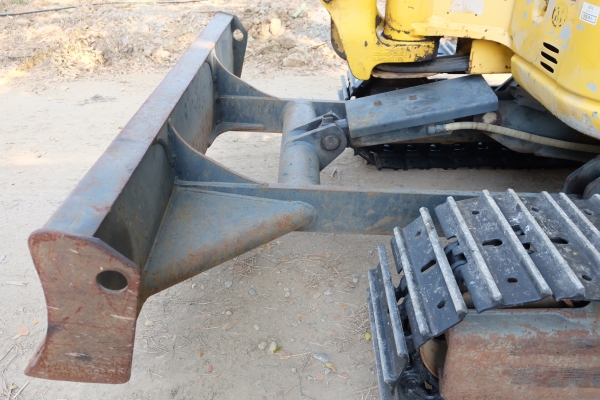 Komatsu pc30mr-2 ใชงาน830ชั่วโมงนำเข้าญี่ปุ่นยังไม่เคยใช้ในไทย 086-1602189