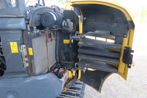 Komatsu pc30mr-2 ใชงาน830ชั่วโมงนำเข้าญี่ปุ่นยังไม่เคยใช้ในไทย 086-1602189