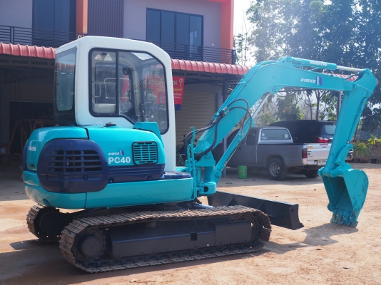 เก่านอก KOMATSU PC40R-8พร้อมแอร์ ไม่เคยใช้งานในไทย เก่านอก KOMATSU PC40R-8พร้อมแอร์ ไม่เคยใช้งานในไทย