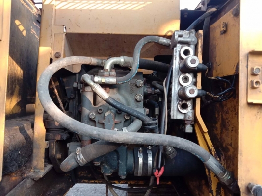 ขายแบคโฮ komatsu pc120-6ZE