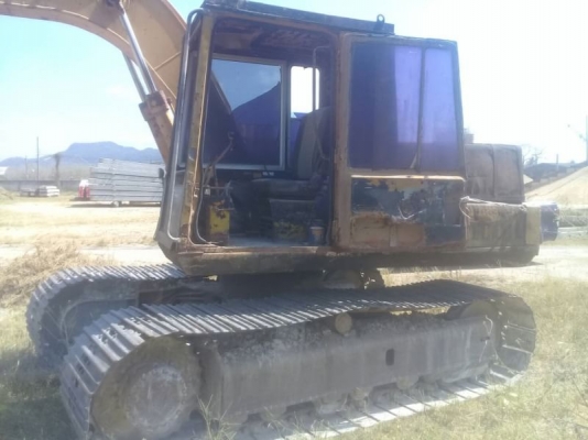 KOMATSU PC100L-3 สภาพสวย KOMATSU PC100L-3 สภาพสวย