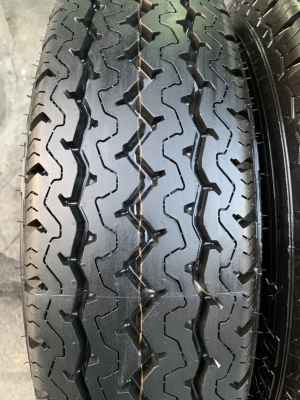 ยางป้ายแดง 195R15 Dunlop ปลายปี 19 ตุ่มชัดทุกเส้น