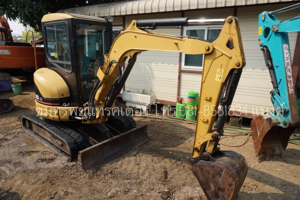 ขายรถขุดเล็ก Caterpillar 303CR รถสวย ตระกูลอเมริกา เก่าญี่ปุ่นผลิตญี่ปุ่นทั้งคัน พร้อมใช้ โทร 081-8581834 แบงค์