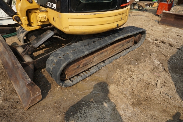 ขายรถขุดเล็ก Caterpillar 303CR รถสวย ตระกูลอเมริกา เก่าญี่ปุ่นผลิตญี่ปุ่นทั้งคัน พร้อมใช้ โทร 081-8581834 แบงค์