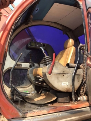 ขาย 495,000 KOBELCO SK200 MARK 5 ไฟฟ้าครบ เครื่องดี ปั้มแรง เอวมีขยับ ช่วงล่างดี บูมมีปะ  เอกสารซื้อขาย สนใจดูรถ ที่ จังหวัด  พะเยา