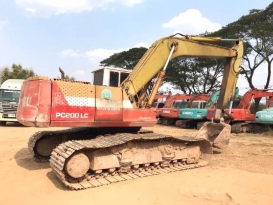 ขาย 495,000 KOMATSU  PC200LC-5 (แถมบูมยาว 16 เมตร) คอลโทลสั้น เครื่อง KOMATSU  ไฟฟ้าตัด เครื่องดี ปั้มแรง เอวมีขยับ ช่วงล่างดี เอกสารเล่มทะเบียน รถพร้อมใช้งาน สนใจดูรถ ที่ จังหวัด  พะเยา