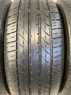 ยาง 235-50-18 TOYO ปี 17 ยางสวย สภาพดี