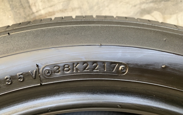 ยาง 235-50-18 TOYO ปี 17 ยางสวย สภาพดี