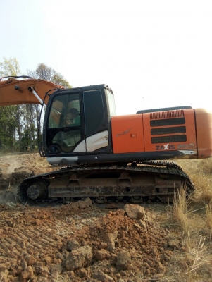 ขายHITACHI ZX2005Gสภาพสวยพร้อมใช้ ไฟฟ้าครบ เล่มพร้อม ราคา1,390,000บาท ติดต่อคุณอ๊อฟ พิจิตร 086-737-9 ขายHITACHI ZX2005Gสภาพสวยพร้อมใช้ ไฟฟ้าครบ เล่มพร้อม ราคา1,390,000บาท ติดต่อคุณอ๊อฟ พิจิตร 086-737-9
