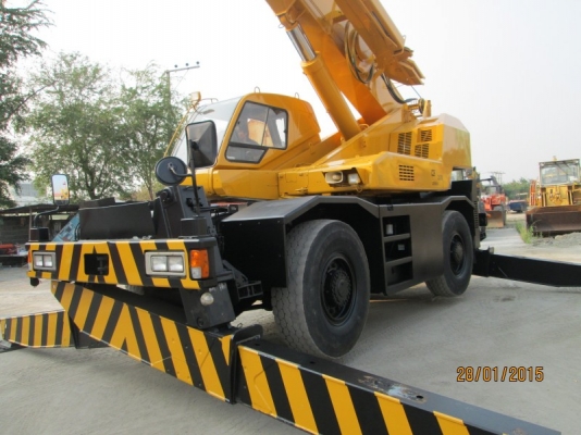 ขายเครน TADANO TR250M-6 1998 YR ขายเครน TADANO TR250M-6 1998 YR