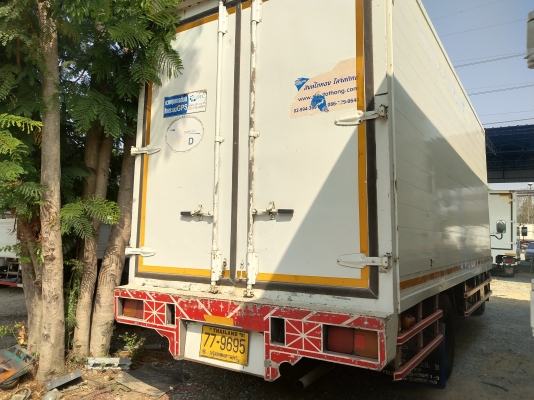 6 ล้อกลาง EURO2 ISUZU NQR 175 แรงม้า * ยาว 5.50 ม.* ปี2549 นะคะ รถสวยเดิม+สภาพพร้อมใช้งาน * รถห้างแท