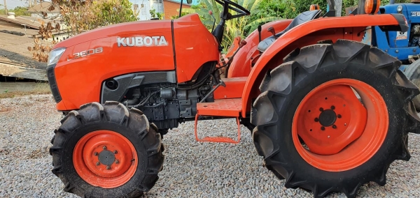 ขายรถไถ KUBOTA L3608 ตัวเปล่า ยางใหม่ 4 เส้น ราคา 210,000 ต่อรองได้ครับ ***แถมขนส่งให้ฟรี 300กม. สาม ขายรถไถ KUBOTA L3608 ตัวเปล่า ยางใหม่ 4 เส้น ราคา 210,000 ต่อรองได้ครับ ***แถมขนส่งให้ฟรี 300กม. สาม
