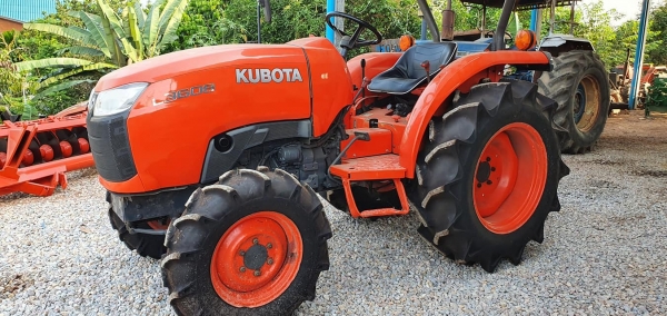 ขายรถไถ KUBOTA L3608 ตัวเปล่า ยางใหม่ 4 เส้น ราคา 210,000 ต่อรองได้ครับ ***แถมขนส่งให้ฟรี 300กม. สาม ขายรถไถ KUBOTA L3608 ตัวเปล่า ยางใหม่ 4 เส้น ราคา 210,000 ต่อรองได้ครับ ***แถมขนส่งให้ฟรี 300กม. สาม