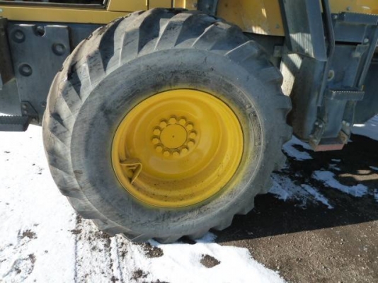 ขาย รถตักล้อยาง KOMATSU WA 100-6 นำเข้าจากญี่ปุ่นโดยตรง โทร.090-986-2521 อ๊อบ
