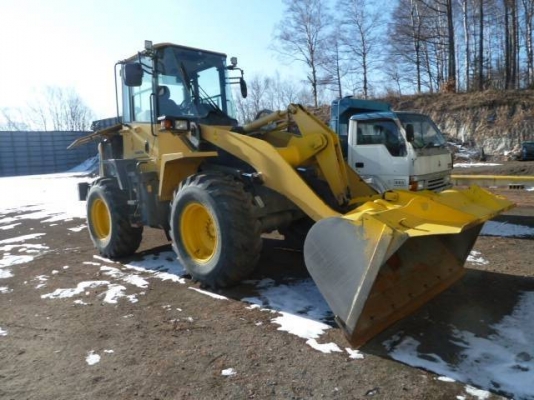 ขาย รถตักล้อยาง KOMATSU WA 100-6 นำเข้าจากญี่ปุ่นโดยตรง โทร.090-986-2521 อ๊อบ ขาย รถตักล้อยาง KOMATSU WA 100-6 นำเข้าจากญี่ปุ่นโดยตรง โทร.090-986-2521 อ๊อบ