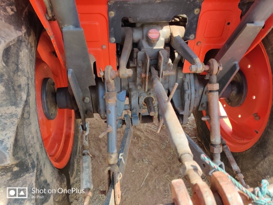 รถไถคูโบต้า36แรง รถสวยเครื่องแน่นๆ พร้อมอุปกรณ์หน้าและหลังครับ รถไถคูโบต้า36แรง รถสวยเครื่องแน่นๆ พร้อมอุปกรณ์หน้าและหลังครับ