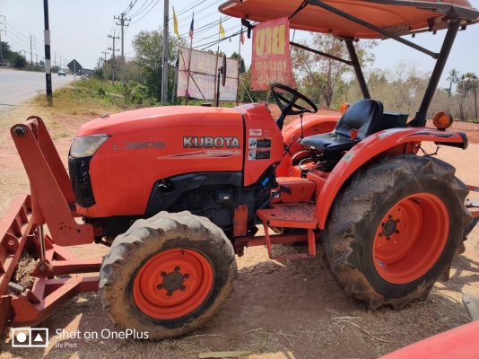 รถไถคูโบต้า36แรง รถสวยเครื่องแน่นๆ พร้อมอุปกรณ์หน้าและหลังครับ รถไถคูโบต้า36แรง รถสวยเครื่องแน่นๆ พร้อมอุปกรณ์หน้าและหลังครับ