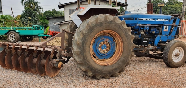 ขายรถไถ FORRD 77 พร้อมอุปกรณ์ดันหน้า+ผาน7 CMT มีทะเบียนครบพร้อมโอน ราคา 188,000 ต่อรองได้ครับ **แถมขนส่งให้ฟรี 300กม. สามย่านแทรคเตอร์ โทร/ไลน์ 0897489639 ,0899347475 (อ.แกลง ระยอง )