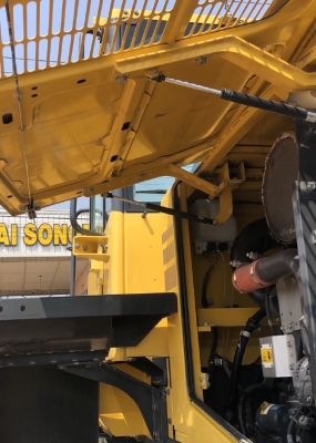 ขายรถตักล้อยาง KOMATSU WA200-6 ปี 2013 นำเข้าเองจากญี่ปุ่น สภาพสวยพร้อมใช้ มีVDOการทำงานครับ ขายรถตักล้อยาง KOMATSU WA200-6 ปี 2013 นำเข้าเองจากญี่ปุ่น สภาพสวยพร้อมใช้ มีVDOการทำงานครับ