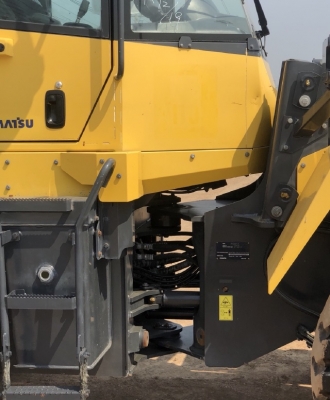 ขายรถตักล้อยาง KOMATSU WA200-6 ปี 2013 นำเข้าเองจากญี่ปุ่น สภาพสวยพร้อมใช้ มีVDOการทำงานครับ