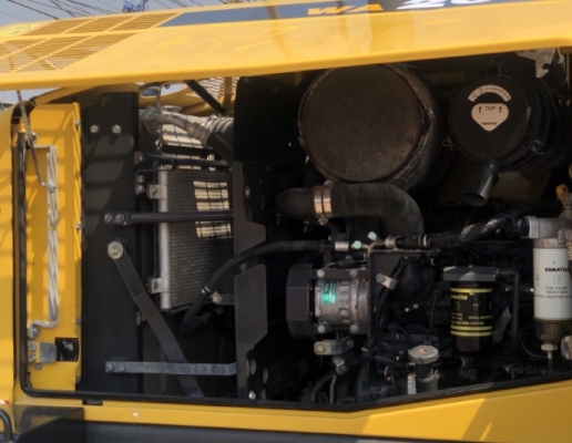 ขายรถตักล้อยาง KOMATSU WA200-6 ปี 2013 นำเข้าเองจากญี่ปุ่น สภาพสวยพร้อมใช้ มีVDOการทำงานครับ