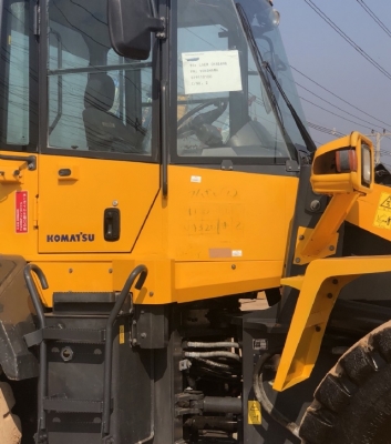 ขายรถตักล้อยาง KOMATSU WA320-6 ปี 2013 นำเข้าเองจากญี่ปุ่น สภาพสวยพร้อมใช้ มีVDOการทำงานครับ