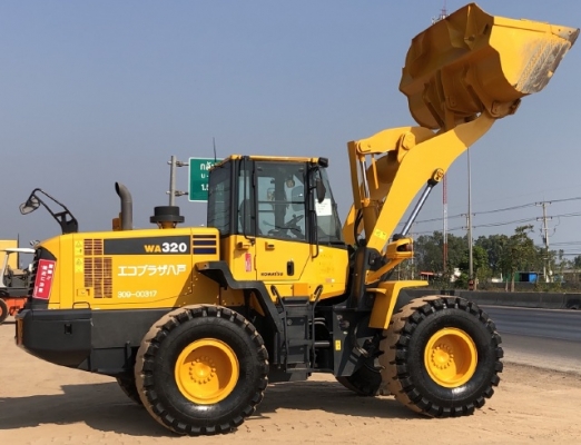 ขายรถตักล้อยาง KOMATSU WA320-6 ปี 2013 นำเข้าเองจากญี่ปุ่น สภาพสวยพร้อมใช้ มีVDOการทำงานครับ